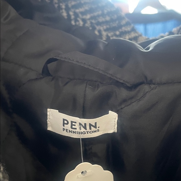 Women's Black and White Herringbone Coat - Picture 4 of 6